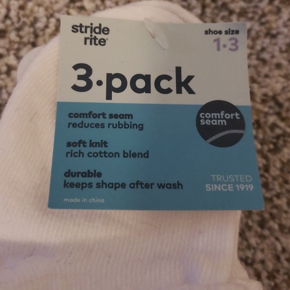 NEW Stride Rite White Socks Shoe Size 1-3 Infant - Picture 2 of 2